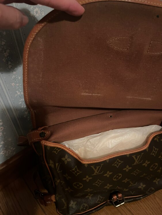 ソミュール 一番小さいタイプ（ブランドバッグ）の商品画像 - 査定依頼日：2025年1月12日 - 最高査定価格：10,000円