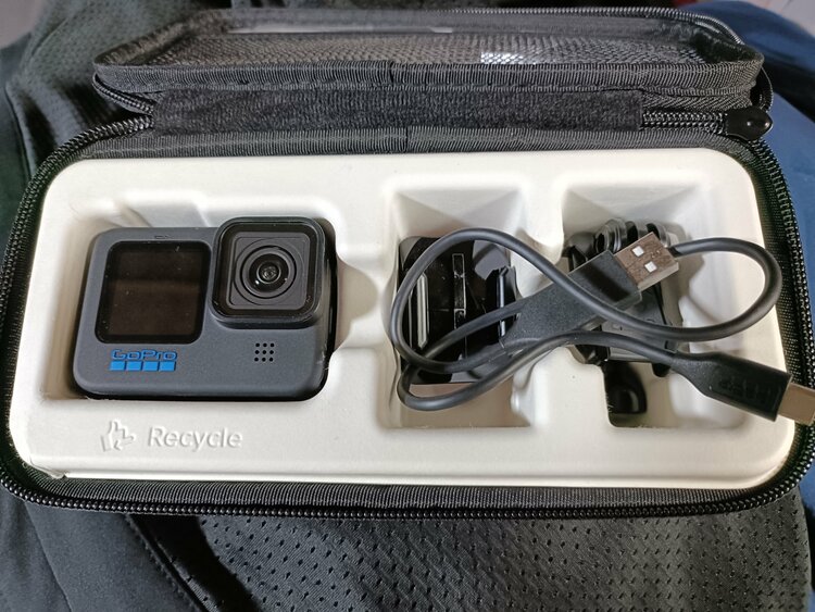 ブラック11（カメラ）の商品画像 - 査定依頼日：2026年1月4日 - 最高査定価格：20,000円