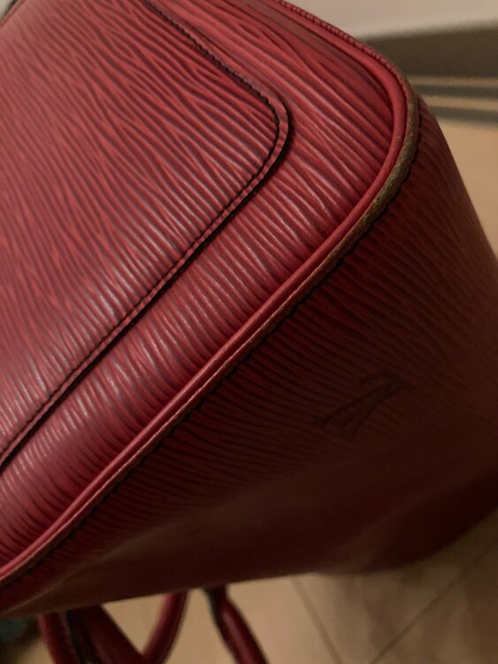 赤　スピーディー（ブランドバッグ）の商品画像 - 査定依頼日：2025年1月25日 - 最高査定価格：25,000円