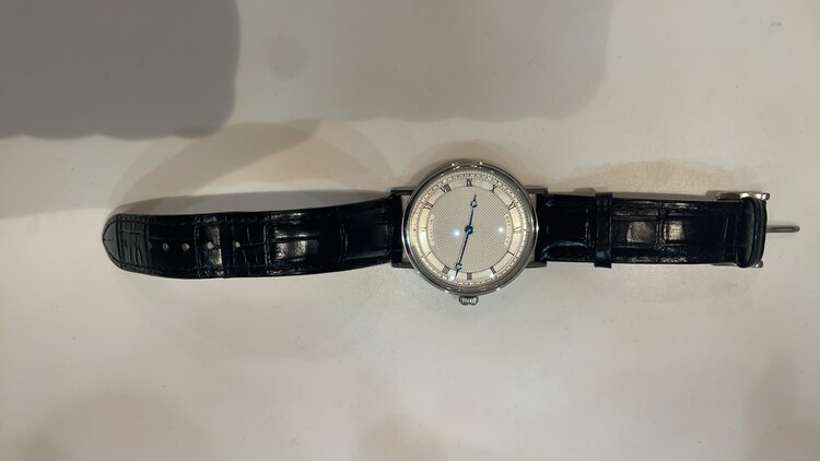 ブレゲ クラシック （高級時計）の商品画像 - 査定依頼日：2025年5月13日 - 最高査定価格：1,100,000円