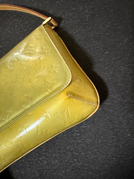 トンプソン ストリート （ブランドバッグ）の商品画像 - 査定依頼日：2025年8月15日 - 最高査定価格：15,000円