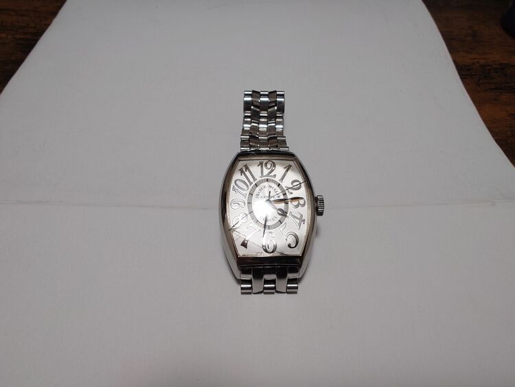 フランクミュラー トノウカーベックス （高級時計）の商品画像 - 査定依頼日：2025年7月1日 - 最高査定価格：550,000円