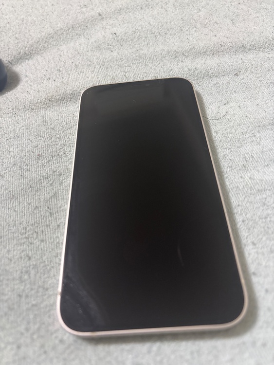 iPhone 12 64GB docomo（スマホ）の商品画像 - 査定依頼日：2026年3月31日 - 最高査定価格：20,000円