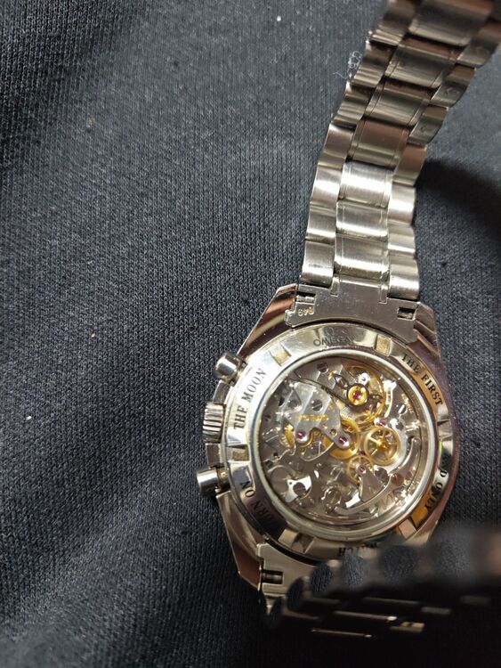 スピードマスタープロフェッショナル（高級時計）の商品画像 - 査定依頼日：2025年11月30日 - 最高査定価格：750,000円