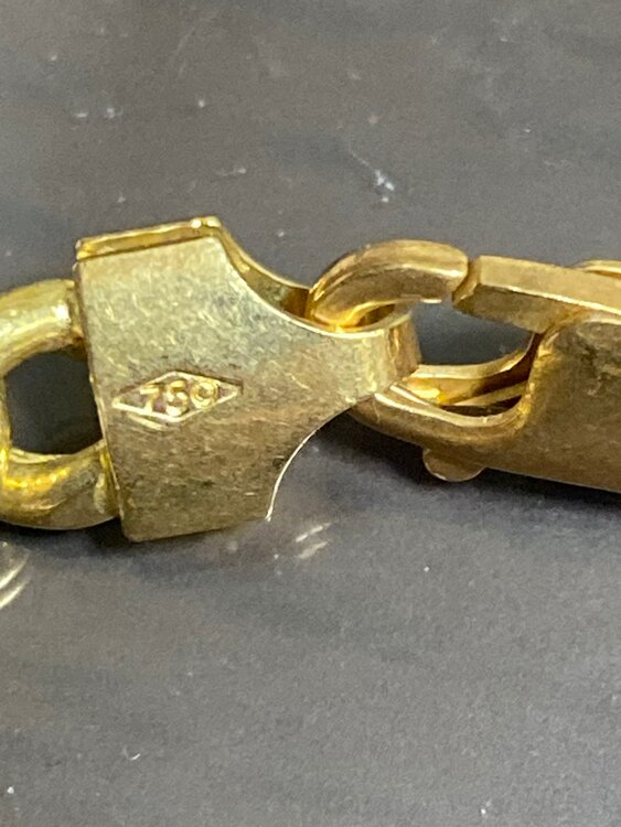 ネックレス（金・貴金属）の商品画像 - 査定依頼日：2025年3月3日 - 最高査定価格：900,000円