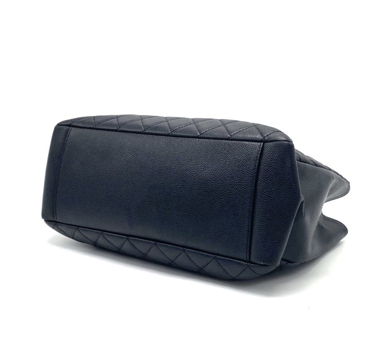 CHANEL シャネル GST キャビアスキン チェーン トート バッグ（ブランドバッグ）の商品画像 - 査定依頼日：2026年9月11日 - 最高査定価格：380,000円