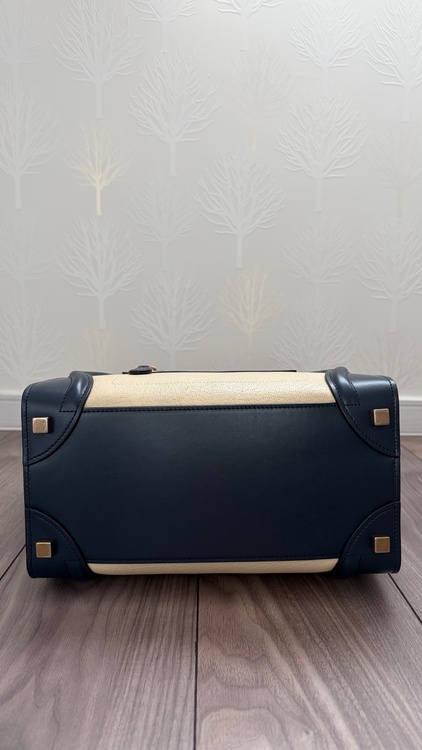 ラゲージマイクロ（ブランドバッグ）の商品画像 - 査定依頼日：2026年1月15日 - 最高査定価格：140,000円