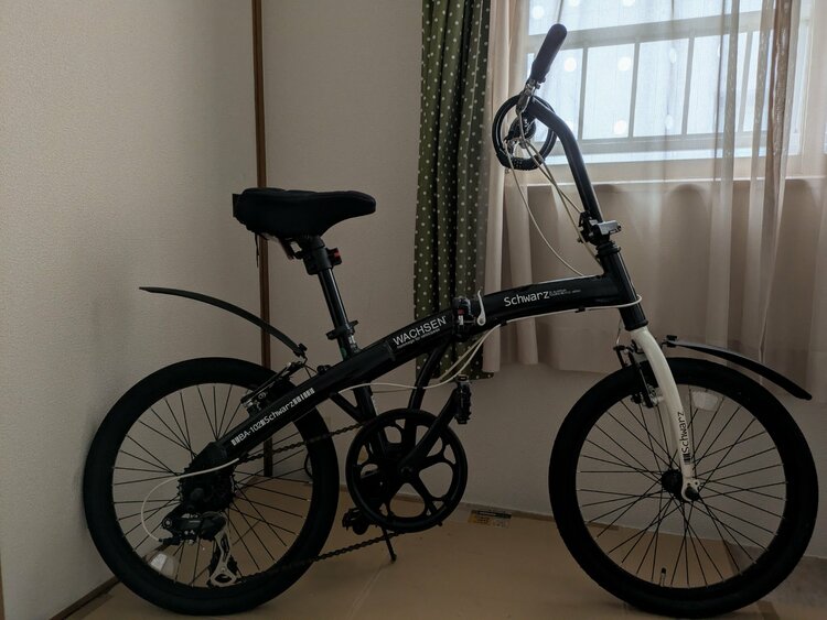 折りたたみ自転車（自転車）の商品画像 - 査定依頼日：2026年4月15日 - 最高査定価格：5,000円