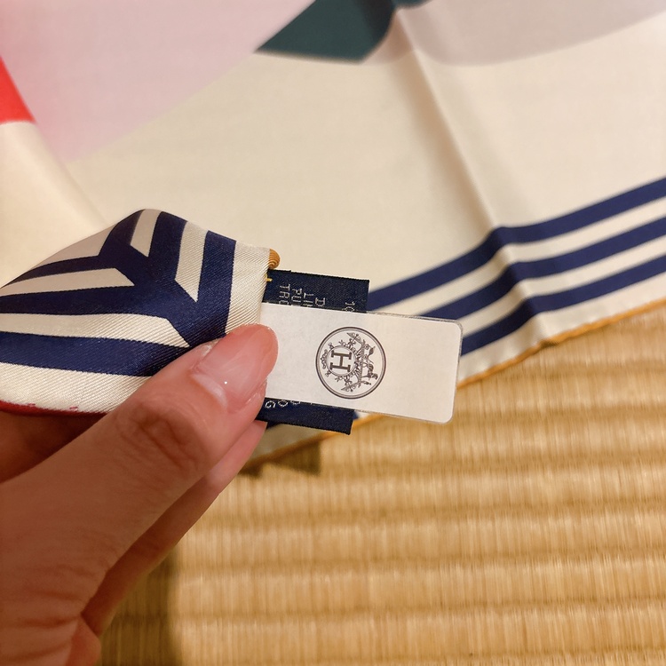 カレ90 18-3-7（ブランド財布・小物）の商品画像 - 査定依頼日：2026年6月23日 - 最高査定価格：20,000円