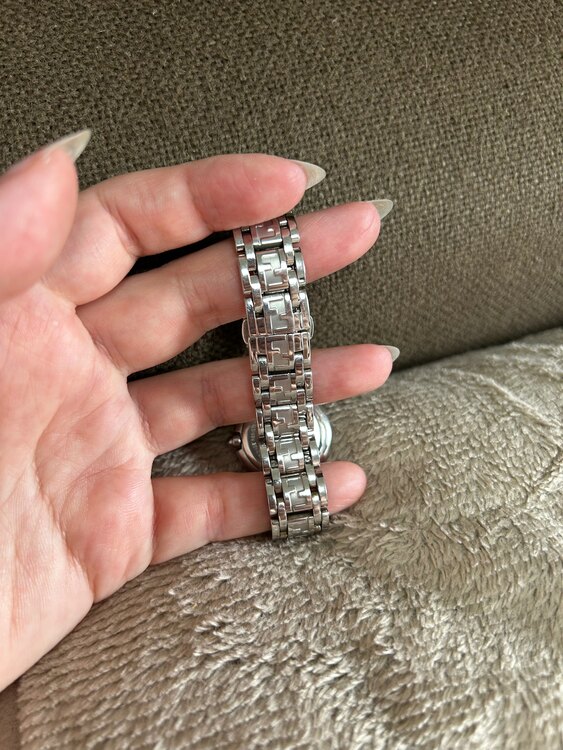 フェンディ  （ブランドバッグ）の商品画像 - 査定依頼日：2025年5月29日 - 最高査定価格：15,000円