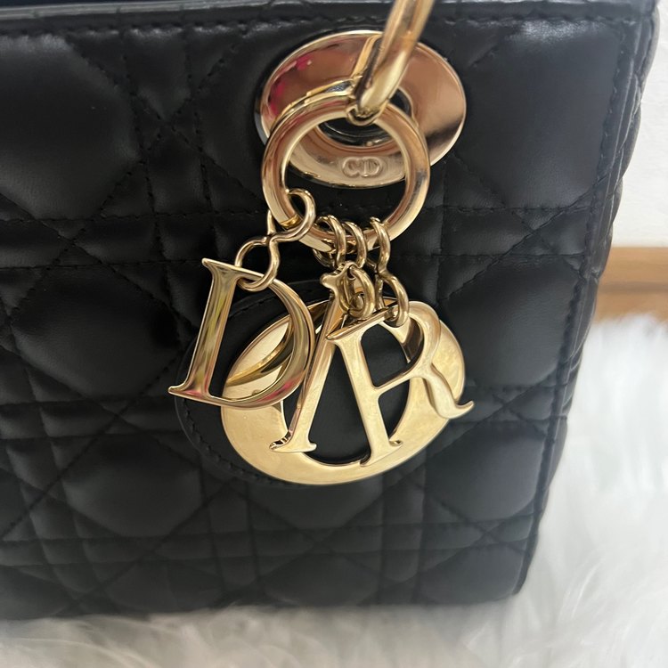 LADY DIOR MY ABCDIOR スモールバッグ（ブランドバッグ）の商品画像 - 査定依頼日：2023年8月4日 - 最高査定価格：450,000円