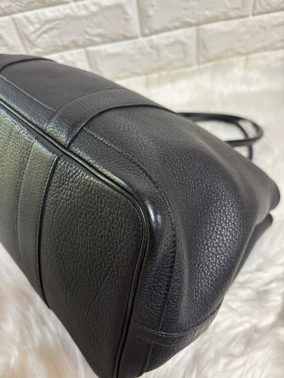 エルメス ガーデンパーティPM ネゴンダ トートバッグ　⬜︎O刻印（ブランドバッグ）の商品画像 - 査定依頼日：2025年4月24日 - 最高査定価格：515,000円