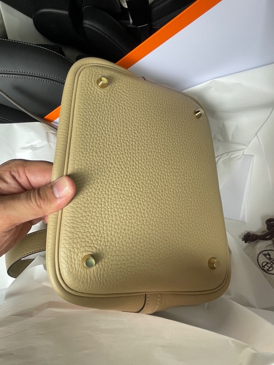 22サイズ（ブランドバッグ）の商品画像 - 査定依頼日：2025年9月4日 - 最高査定価格：550,000円