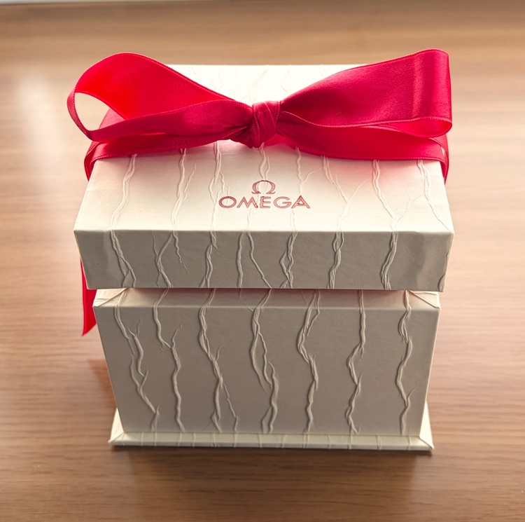 オメガ コンステーション （高級時計）の商品画像 - 査定依頼日：2026年1月11日 - 最高査定価格：100,000円