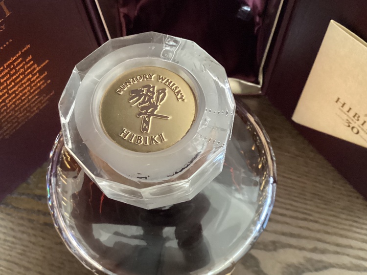 ウイスキー サントリー響 （お酒）の商品画像 - 査定依頼日：2026年2月21日 - 最高査定価格：485,000円