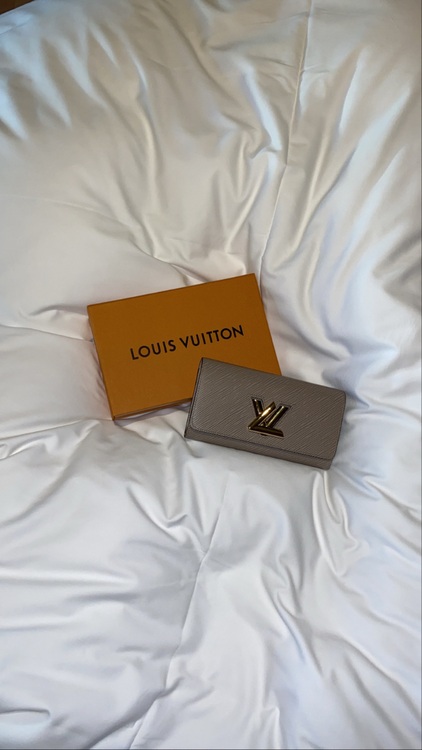 ルイヴィトン エピ （ブランドバッグ）の商品画像 - 査定依頼日：2025年6月11日 - 最高査定価格：60,000円