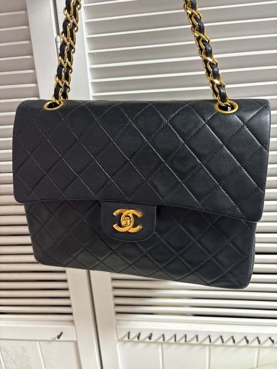 シャネル カンボンライン （ブランドバッグ）の商品画像 - 査定依頼日：2025年10月15日 - 最高査定価格：350,000円