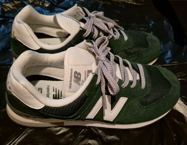 new balance(ニューバランス) ユニセックス大人 574（古着・ファッション）の商品画像 - 査定依頼日：2026年10月6日 - 最高査定価格：1,500円