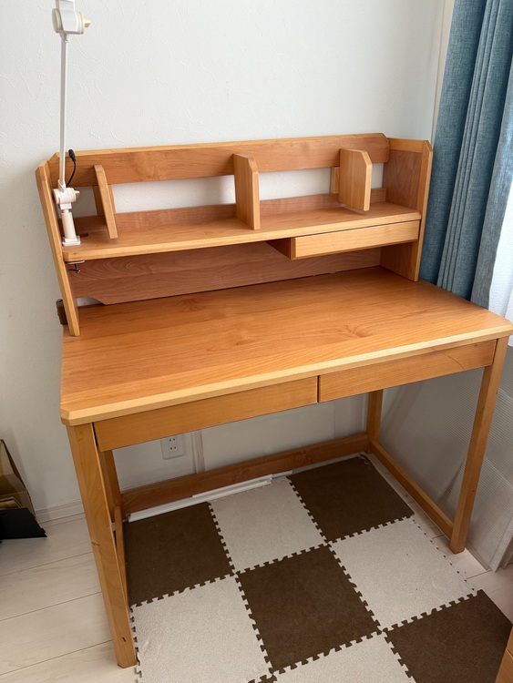 勉強机（家具・寝具）の商品画像 - 査定依頼日：2025年11月3日 - 最高査定価格：3,000円
