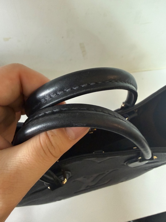 オンザゴーMM モノグラムアンプラント M45595（ブランドバッグ）の商品画像 - 査定依頼日：2026年2月9日 - 最高査定価格：280,000円