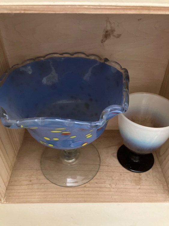 ガラス　（美術品・骨董品）の商品画像 - 査定依頼日：2025年9月14日 - 最高査定価格：2,000円