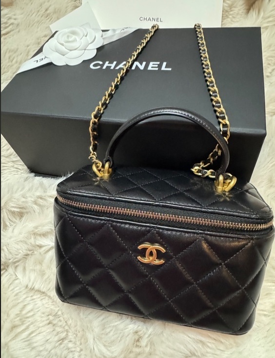 CHANEL バニティバッグ（ブランドバッグ）の商品画像 - 査定依頼日：2026年6月24日 - 最高査定価格：520,000円