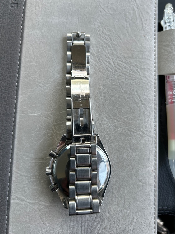 オメガ スピードマスター デイト 3513.50 買（高級時計）の商品画像 - 査定依頼日：2025年6月28日 - 最高査定価格：210,000円