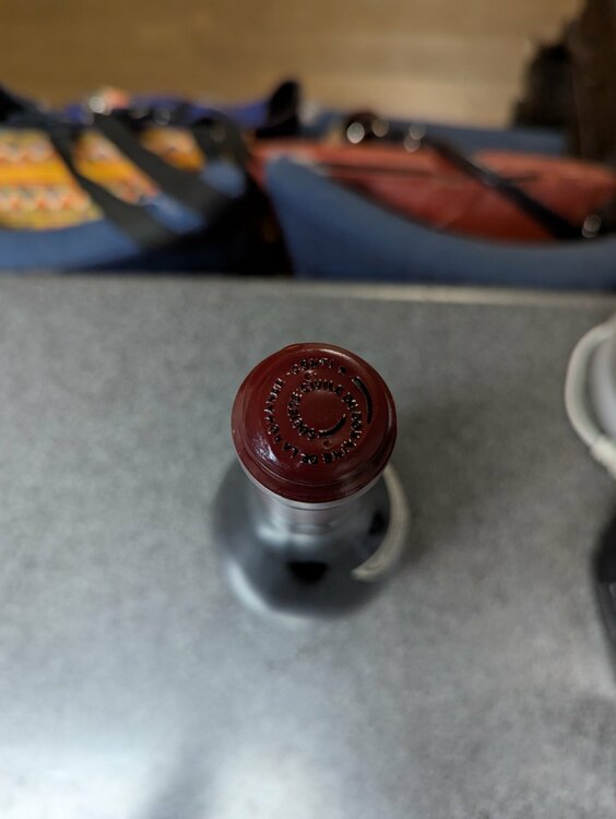 La　Tache1998（お酒）の商品画像 - 査定依頼日：2025年12月21日 - 最高査定価格：410,000円