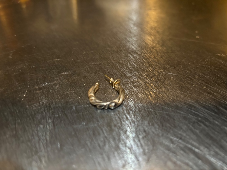 ピアス（古着・ファッション）の商品画像 - 査定依頼日：2026年1月16日 - 最高査定価格：50,000円