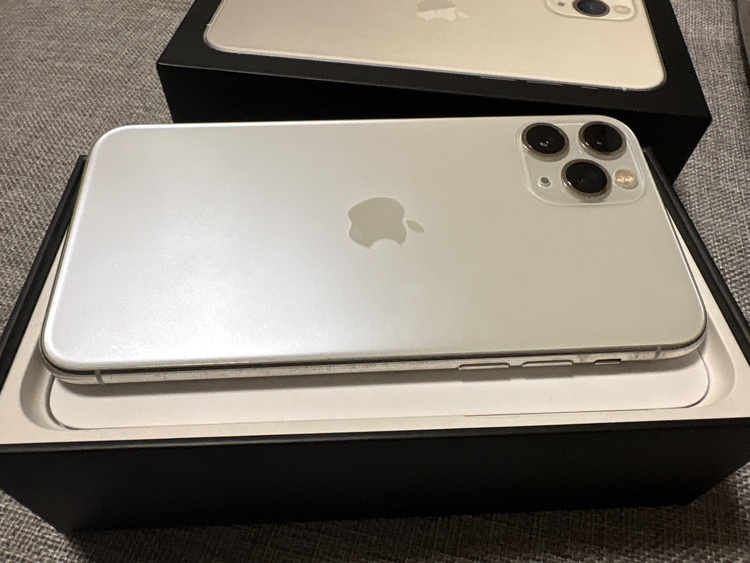 iPhone iPhone11 Pro 512GB docomo（スマホ）の商品画像 - 査定依頼日：2026年9月21日 - 最高査定価格：22,500円