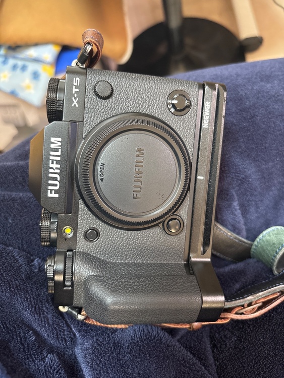 xt5（カメラ）の商品画像 - 査定依頼日：2026年1月16日 - 最高査定価格：130,000円