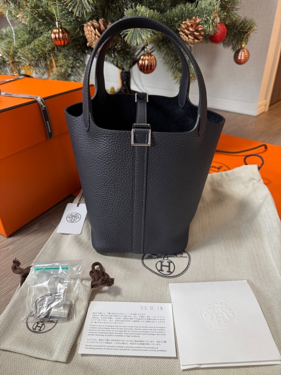 ピコタン　18 キャバン（ブランドバッグ）の商品画像 - 査定依頼日：2025年12月22日 - 最高査定価格：630,000円