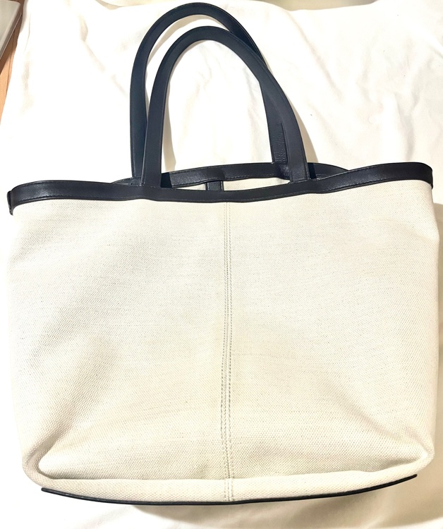 ボッテガ・ヴェネタ  （ブランドバッグ）の商品画像 - 査定依頼日：2026年3月16日 - 最高査定価格：50,000円