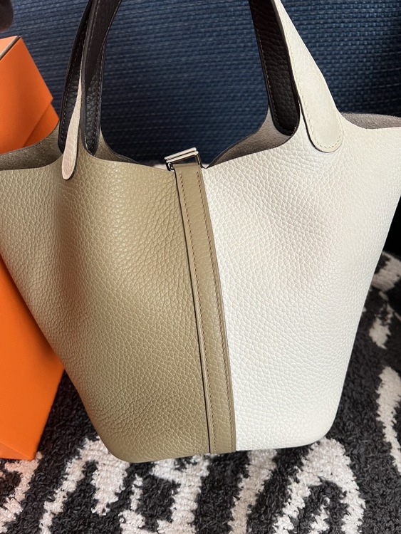 エルメス ピコタン （ブランドバッグ）の商品画像 - 査定依頼日：2026年3月29日 - 最高査定価格：480,000円