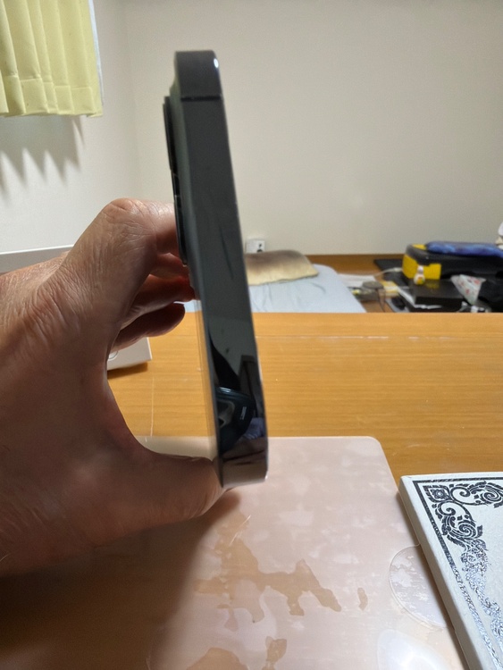 iPhone iPhone 12 Pro Max 128GB au（スマホ）の商品画像 - 査定依頼日：2026年6月20日 - 最高査定価格：36,000円