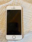 SE（スマホ）の商品画像 - 査定依頼日：2023年2月26日 - 最高査定価格：2,300円