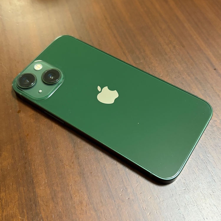 au版 iPhone13 mini 128GB（スマホ）の商品画像 - 査定依頼日：2026年6月2日 - 最高査定価格：23,000円