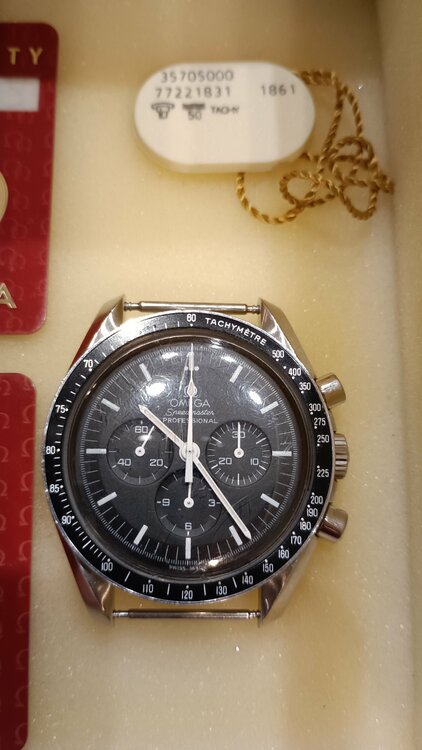 オメガ スピードマスター 3570.50（高級時計）の商品画像 - 査定依頼日：2026年1月14日 - 最高査定価格：550,000円