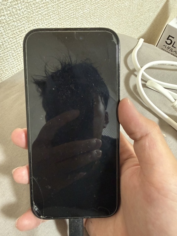 iPhone pro15（スマホ）の商品画像 - 査定依頼日：2026年9月13日 - 最高査定価格：57,000円