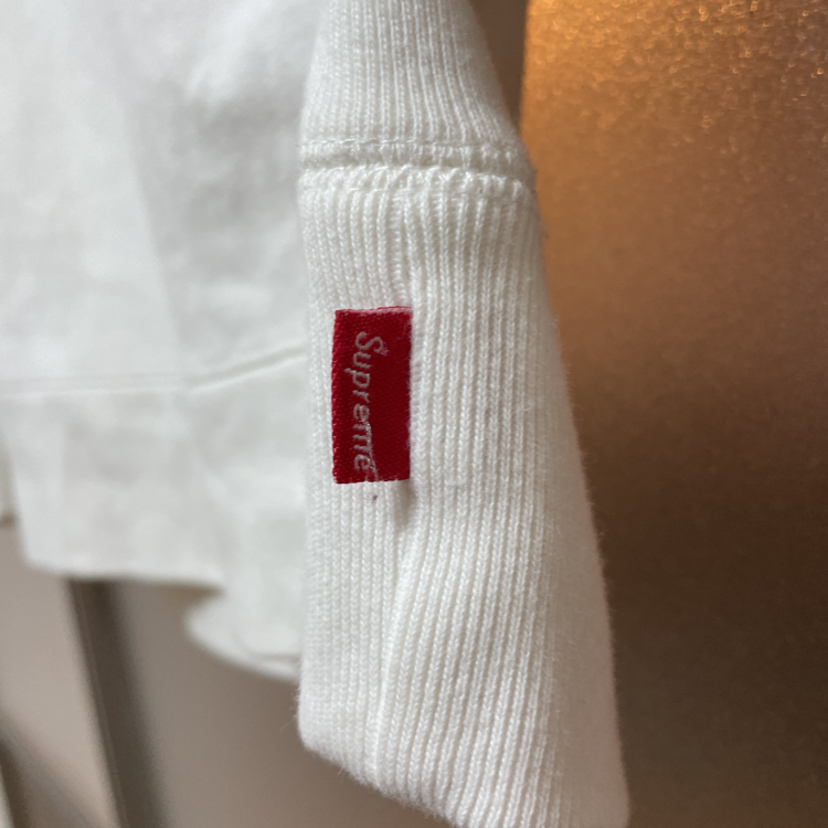 ボックスロゴ トレーナー（古着・ファッション）の商品画像 - 査定依頼日：2026年2月13日 - 最高査定価格：100,000円