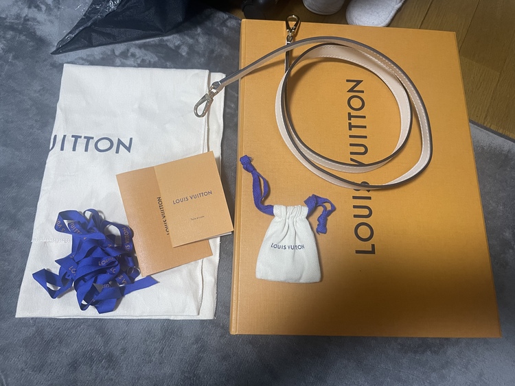 モンテーニュBB（ブランドバッグ）の商品画像 - 査定依頼日：2022年5月22日 - 最高査定価格：240,000円