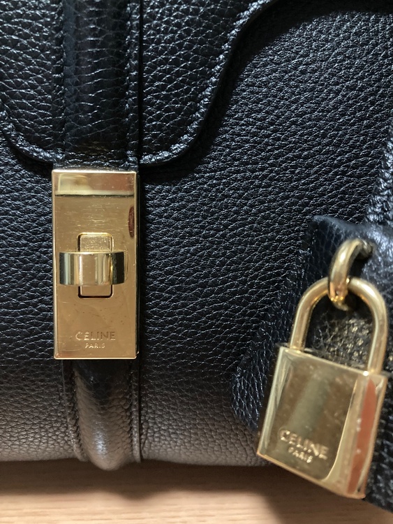 セーズスモールブラック（ブランドバッグ）の商品画像 - 査定依頼日：2025年12月9日 - 最高査定価格：300,000円