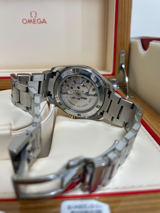 オメガ シーマスター 231.20.39.21.51.003（高級時計）の商品画像 - 査定依頼日：2025年12月6日 - 最高査定価格：600,000円