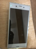 XperiaXZs SOV35(アイスブルー)（スマホ）の商品画像 - 査定依頼日：2020年9月12日 - 最高査定価格：3,300円