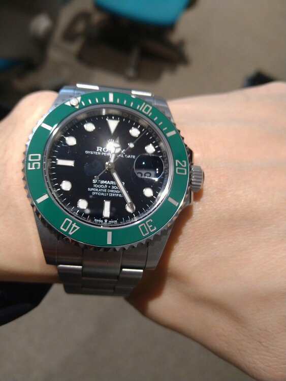 ロレックス サブマリーナー 126610L（高級時計）の商品画像 - 査定依頼日：2026年1月29日 - 最高査定価格：2,400,000円