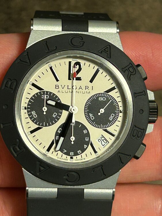 ブルガリアルミニウムクロノグラフBB40ATCH（高級時計）の商品画像 - 査定依頼日：2025年5月31日 - 最高査定価格：30,000円