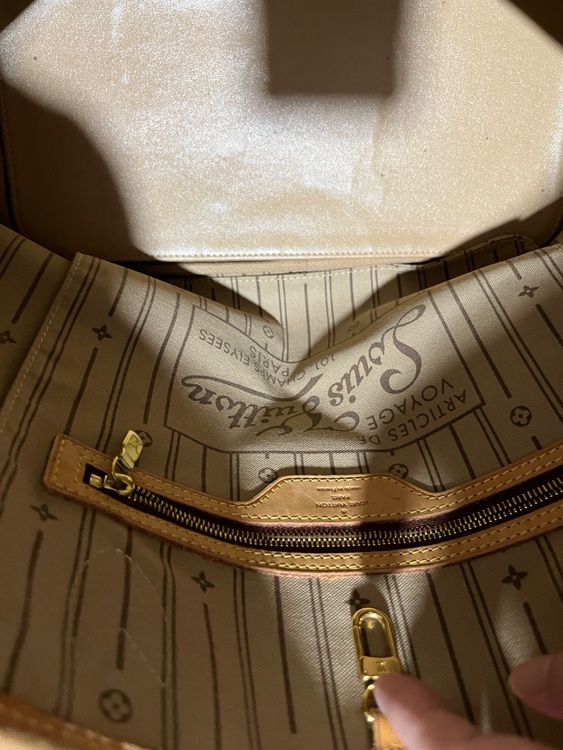 ネヴァーフル（ブランドバッグ）の商品画像 - 査定依頼日：2025年9月30日 - 最高査定価格：70,000円