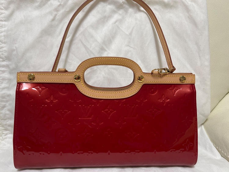 ロクスバリー-ドライブ（ブランドバッグ）の商品画像 - 査定依頼日：2025年12月10日 - 最高査定価格：70,000円