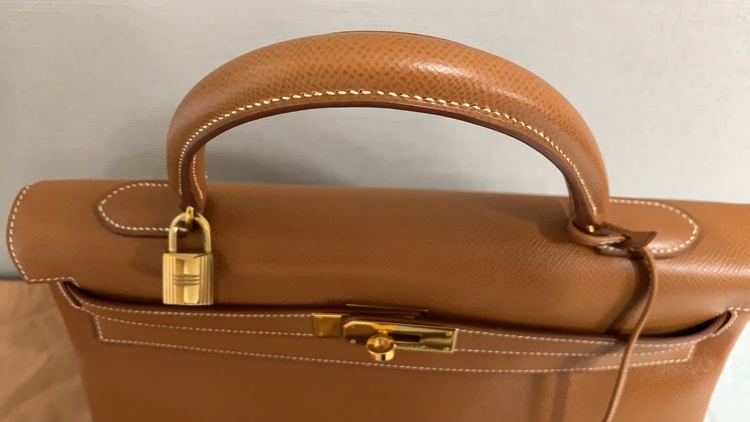 エルメスケリー　32センチ（ブランドバッグ）の商品画像 - 査定依頼日：2025年11月10日 - 最高査定価格：1,400,000円