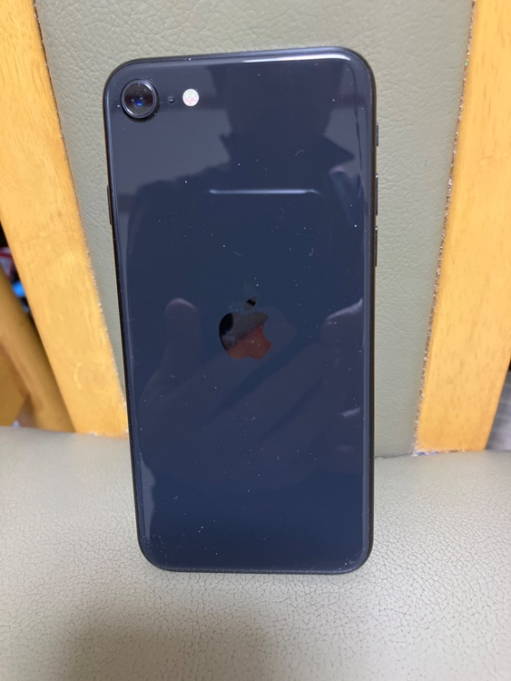 iPhone SE (第 3 世代) 64GB Softbank（スマホ）の商品画像 - 査定依頼日：2026年2月24日 - 最高査定価格：20,000円